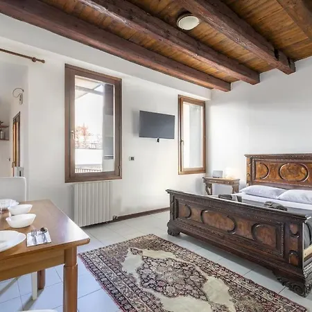 I-homes Juniorsuite Centro شقة